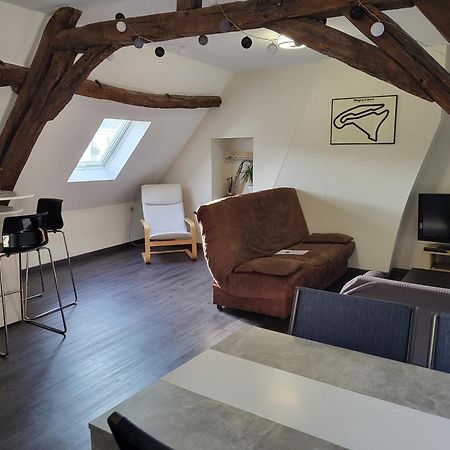Appartement Au Pied Du Circuit De Magny-Cours Exterior foto