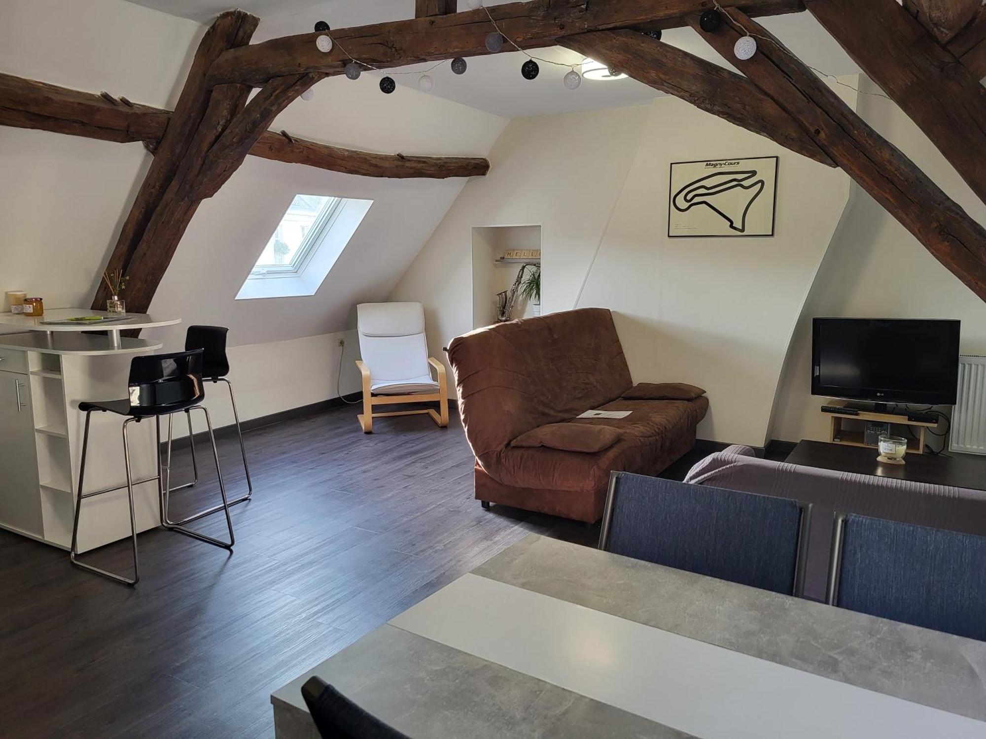 Appartement Au Pied Du Circuit De Magny-Cours Exterior foto