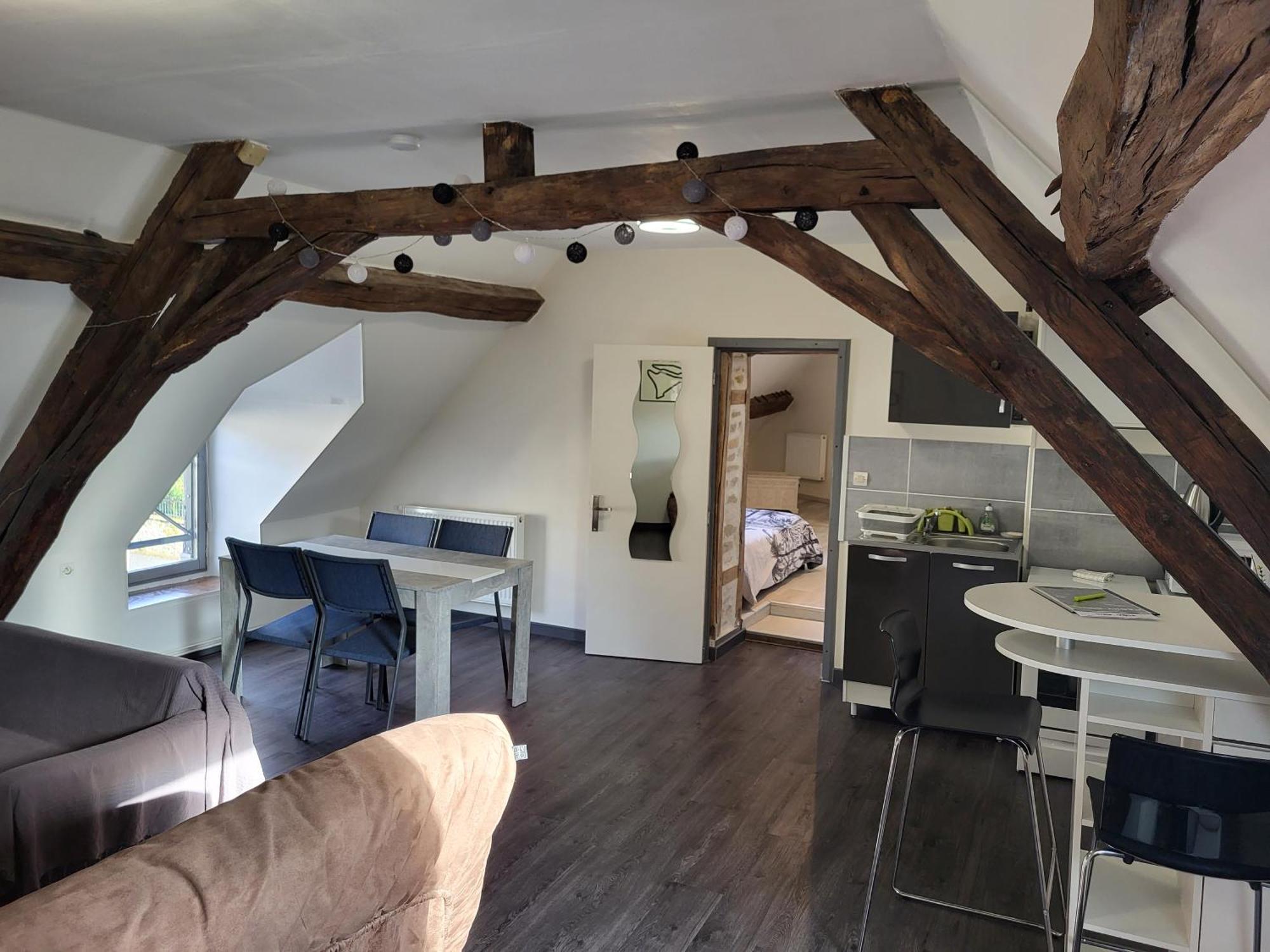 Appartement Au Pied Du Circuit De Magny-Cours Exterior foto